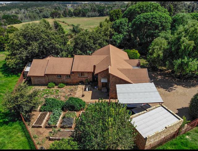 4 BEDROOM FREEHOLD FOR SALE IN BRANDVLEI AH